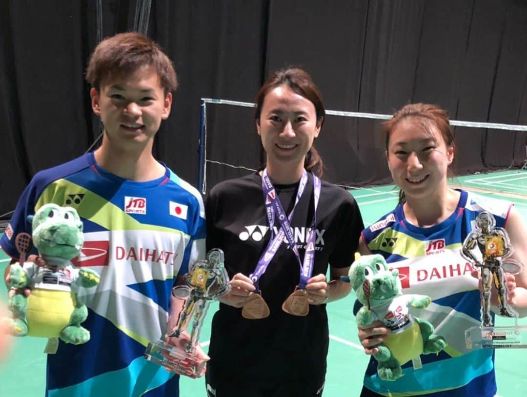 東野有紗さんのインスタグラム写真 - (東野有紗Instagram)「世界バドミントン選手権 in Basel🇨🇭🥉 たくさんの応援ありがとうございました。準決勝はすごく悔しい思いをしたので、もっと強くなります！！！次は金色のメダルをコーチにかけたいと思います😭 . . .  Thank you for all your support. Semi final match is very good experience for me. I will come back stronger.  thank you Basel🇨🇭🖖」8月26日 5時50分 - aripei.meee