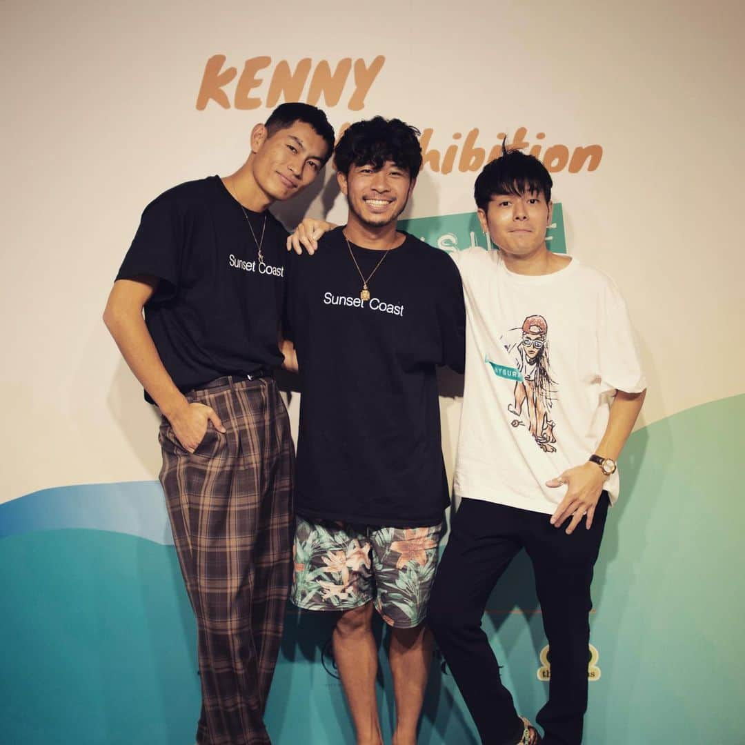 KENNY（吉原健司）さんのインスタグラム写真 - (KENNY（吉原健司）Instagram)「Thank you for coming!!!! レセプションも合わせ、3日間で2000人近くの方に来ていただきました🙏🏾🔥 来てくれたみなさんはもちろん、今回協力して下さったみなさん本当にどうもありがとうございました！ みんなの協力がなければ今回の成功は絶対にありえなかったです。 いつも支えてくれているみんなに感謝。 . ___Special Thanks___ @sunsetcoast_official @pells_coffee_bar @hydroflask.jp @threetwinsicecream.jp @chillout_official @corona」8月26日 19時04分 - kenny_yoshihara