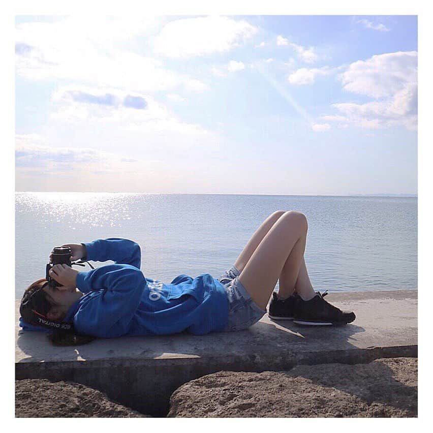 森杏奈さんのインスタグラム写真 - (森杏奈Instagram)「ㅤㅤㅤㅤㅤㅤㅤㅤㅤㅤㅤㅤㅤ ㅤㅤㅤㅤㅤㅤㅤㅤㅤㅤㅤㅤㅤ 懐かしの沖縄🌺🌴🐠 ㅤㅤㅤㅤㅤㅤㅤㅤㅤㅤㅤㅤㅤ 何年前だ...？🤯 ㅤㅤㅤㅤㅤㅤㅤㅤㅤㅤㅤㅤㅤ #沖縄 #okinawa #海 #sea #カメラ #camera #アディダス #adidas ㅤㅤㅤㅤㅤㅤㅤㅤㅤㅤㅤㅤㅤ」8月26日 19時32分 - _morianna