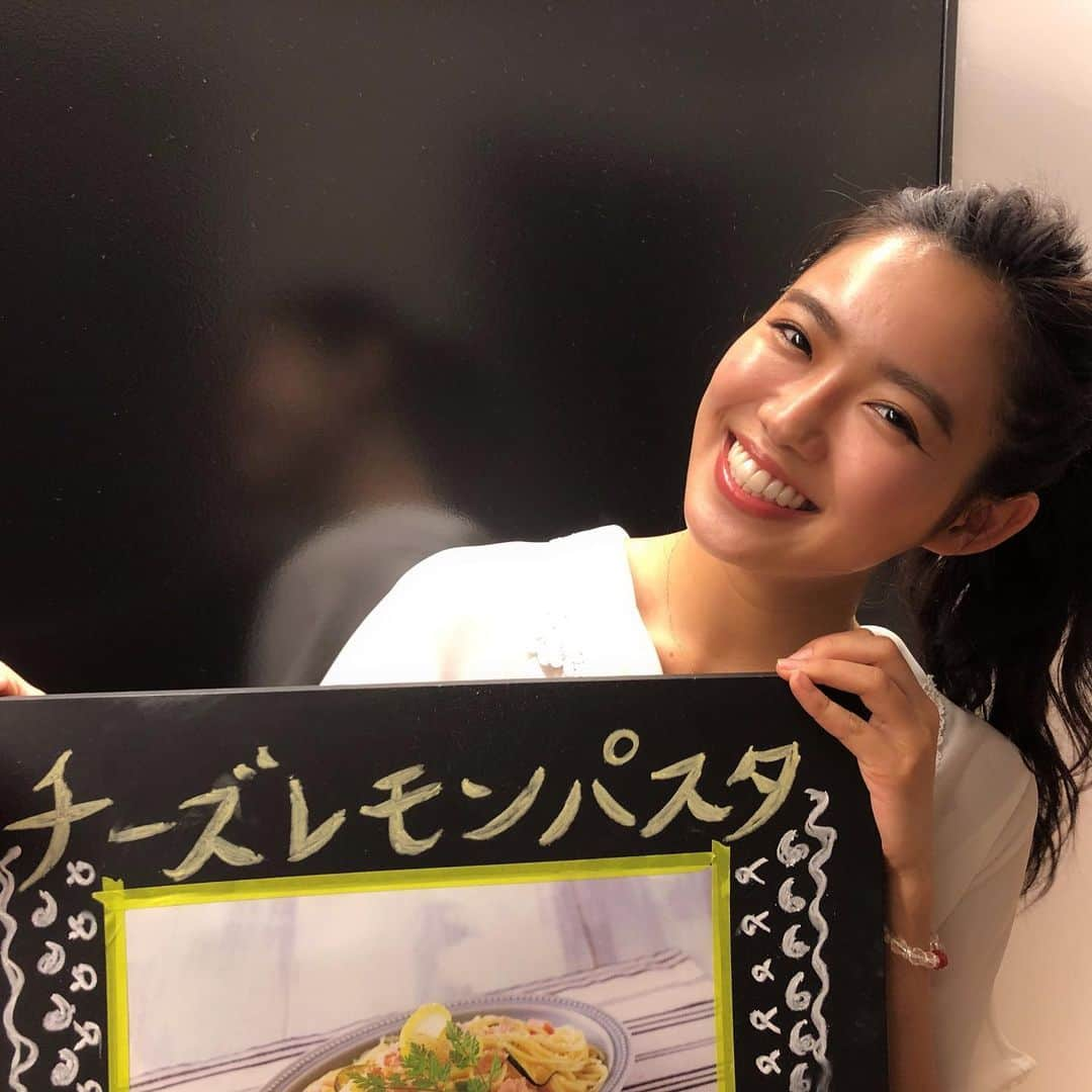 山口乃々華さんのインスタグラム写真 - (山口乃々華Instagram)「今夜20:00〜は cook pad live☕️ パスタとコーヒーゼリー作ります！たのしい時間にしましょ🌺」8月26日 19時39分 - yamaguchi_nonoka_official