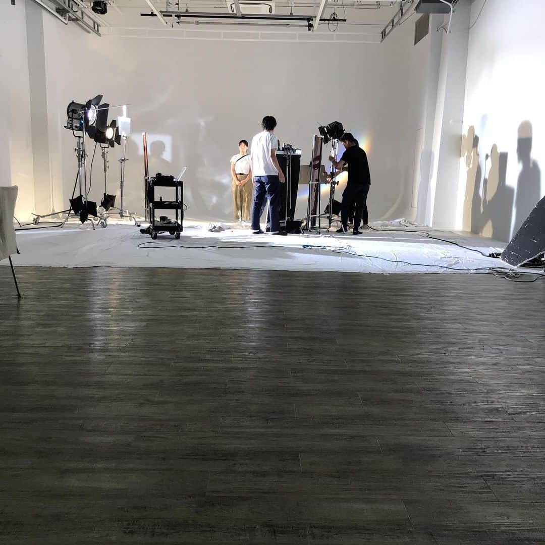 柏木作夢さんのインスタグラム写真 - (柏木作夢Instagram)「Shooting day📸  #studio #tokyo #shooting #monday」8月26日 11時32分 - samukashiwagi