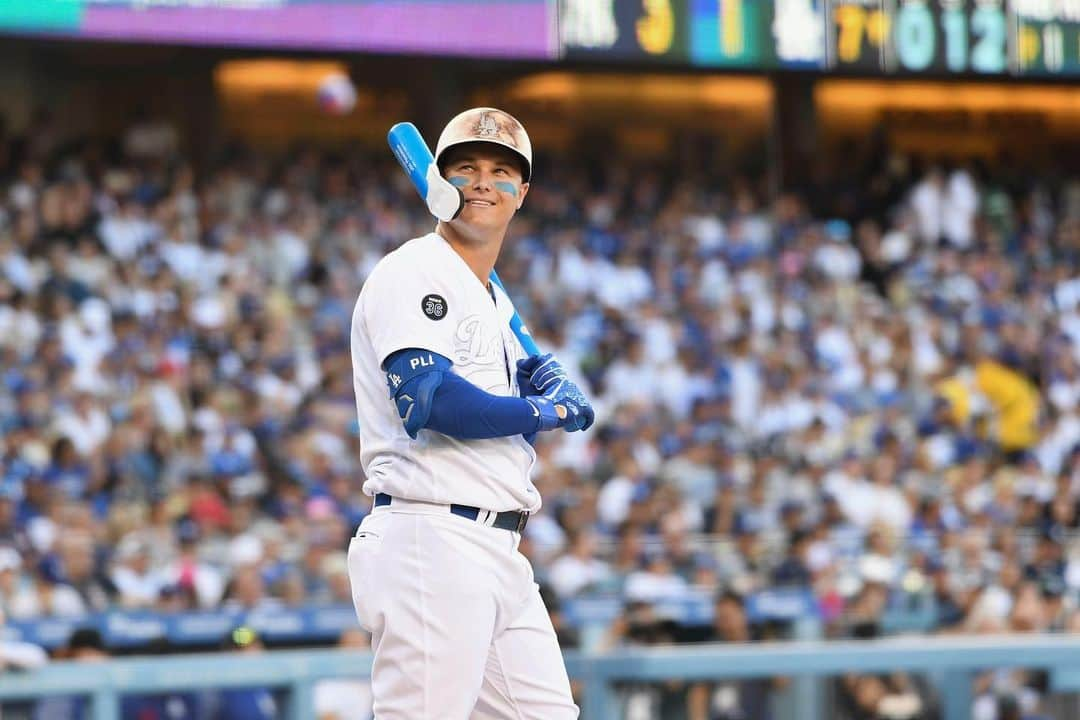 ジョク・ピーダーソンさんのインスタグラム写真 - (ジョク・ピーダーソンInstagram)「That’s a wrap for players weekend #Back2Blue」8月26日 12時18分 - yungjoc650