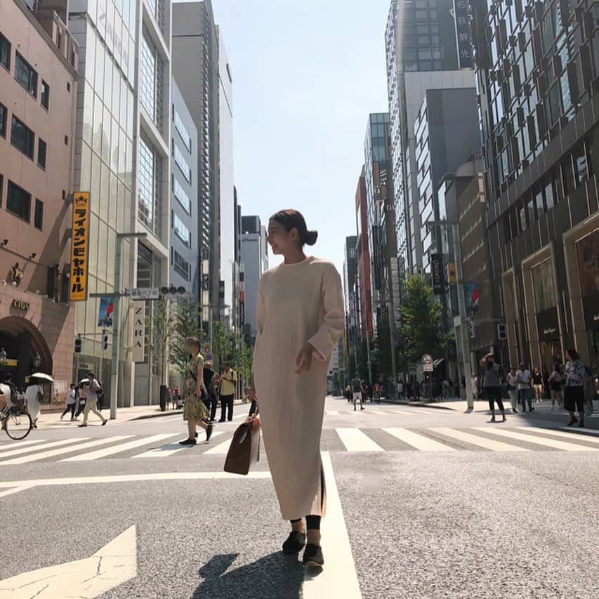 にわみきほさんのインスタグラム写真 - (にわみきほInstagram)「休日の歩行者天国❤️ この日も買い物の下見をしていて 気付いたら10000歩クリア🤩  久しぶりの銀座は楽しかったな〜 ろんちゃんファミリーが ランチに招待してくれました♡」8月26日 13時00分 - mikiho_niwa