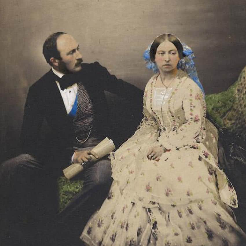 ロイヤル・ファミリーさんのインスタグラム写真 - (ロイヤル・ファミリーInstagram)「Today marks the 200th anniversary of Prince Albert's birth - His Royal Highness, husband of Queen Victoria, was born on this day in 1819.  In celebration of the Prince’s life and work, here are some facts you may not know about him: 🏛 Victoria and Albert were the first Royal Couple to use Buckingham Palace as their home. 💍 Tradition dictated that the reigning monarch could not be proposed to… So Queen Victoria proposed to Albert! 🤝 Victoria and Albert began the familiar practice of Royal visits, meeting members of the public and learning about their work in places like factories and hospitals. 👶 Victoria and Albert had nine children. 🎨 The South Kensington Museum, now @vamuseum, was born out of the Great Exhibition, Prince Albert’s brain-child of 1851. 🖼 The Prince was a talented amateur artist and designer. To this day, there are over 500 works created, designed or compiled by the Prince in the @royalcollectiontrust. Follow the link in our bio to view a timeline of Queen Victoria and Prince Alberts' life together. 📷 Royal Collection Trust © Her Majesty Queen Elizabeth 2019」8月26日 20時09分 - theroyalfamily