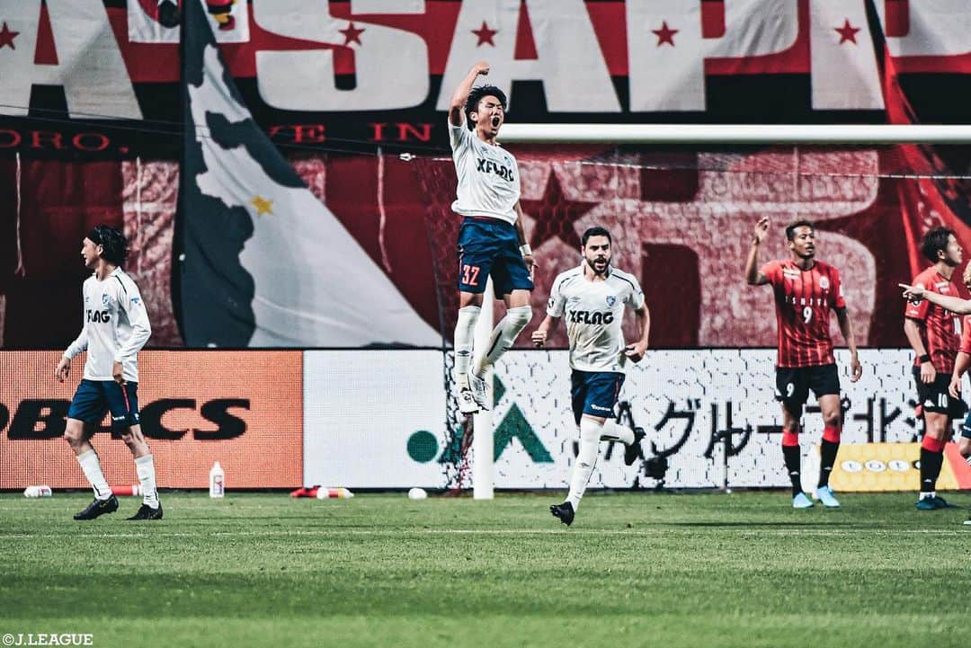 Ｊリーグさんのインスタグラム写真 - (ＪリーグInstagram)「Play Back JLEAGUE⚽️📸﻿ ﻿ 🏆#明治安田生命Ｊ１リーグ 第２４節﻿ 印象的なシーンをプレイバック🔥﻿ ﻿ #Ｊリーグ ﻿ #jleague﻿ ﻿ #サガン鳥栖﻿ #フェルナンドトーレス﻿ #ヴィッセル神戸﻿ #アンドレスイニエスタ﻿ #松本山雅ＦＣ﻿ #高橋諒﻿ #ＦＣ東京﻿ #渡辺剛﻿ #北海道コンサドーレ札幌﻿ #ジェイボスロイド #鈴木武蔵﻿ #横浜F・マリノス﻿ #エリキ﻿ #ベガルタ仙台﻿ #湘南ベルマーレ﻿ #セレッソ大阪﻿ #水沼宏太﻿ #清水エスパルス﻿ #ドウグラス﻿ #サンフレッチェ広島﻿ #ドウグラスヴィエイラ﻿ #大分トリニータ﻿ #高木駿﻿ #鹿島アントラーズ ﻿ #土居聖真﻿ #soccer #⚽️」8月26日 20時02分 - jleaguejp