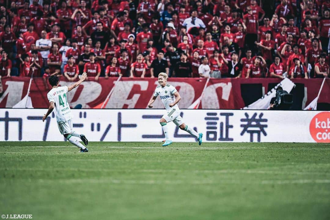 Ｊリーグさんのインスタグラム写真 - (ＪリーグInstagram)「Play Back JLEAGUE⚽️📸﻿ ﻿ 🏆#明治安田生命Ｊ１リーグ 第２４節﻿ 印象的なシーンをプレイバック🔥﻿ ﻿ #Ｊリーグ ﻿ #jleague﻿ ﻿ #サガン鳥栖﻿ #フェルナンドトーレス﻿ #ヴィッセル神戸﻿ #アンドレスイニエスタ﻿ #松本山雅ＦＣ﻿ #高橋諒﻿ #ＦＣ東京﻿ #渡辺剛﻿ #北海道コンサドーレ札幌﻿ #ジェイボスロイド #鈴木武蔵﻿ #横浜F・マリノス﻿ #エリキ﻿ #ベガルタ仙台﻿ #湘南ベルマーレ﻿ #セレッソ大阪﻿ #水沼宏太﻿ #清水エスパルス﻿ #ドウグラス﻿ #サンフレッチェ広島﻿ #ドウグラスヴィエイラ﻿ #大分トリニータ﻿ #高木駿﻿ #鹿島アントラーズ ﻿ #土居聖真﻿ #soccer #⚽️」8月26日 20時02分 - jleaguejp