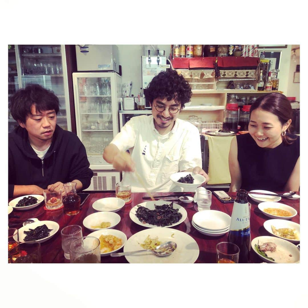 笹川友里さんのインスタグラム写真 - (笹川友里Instagram)「なぜか毎回食事は中華。 好きな仲間に囲まれて🙏✨ ありがとうございました！  #ありがとうございました #岩谷氏 #広田さん #湯浅さん #リョーさん」8月26日 20時05分 - sasagawayuri