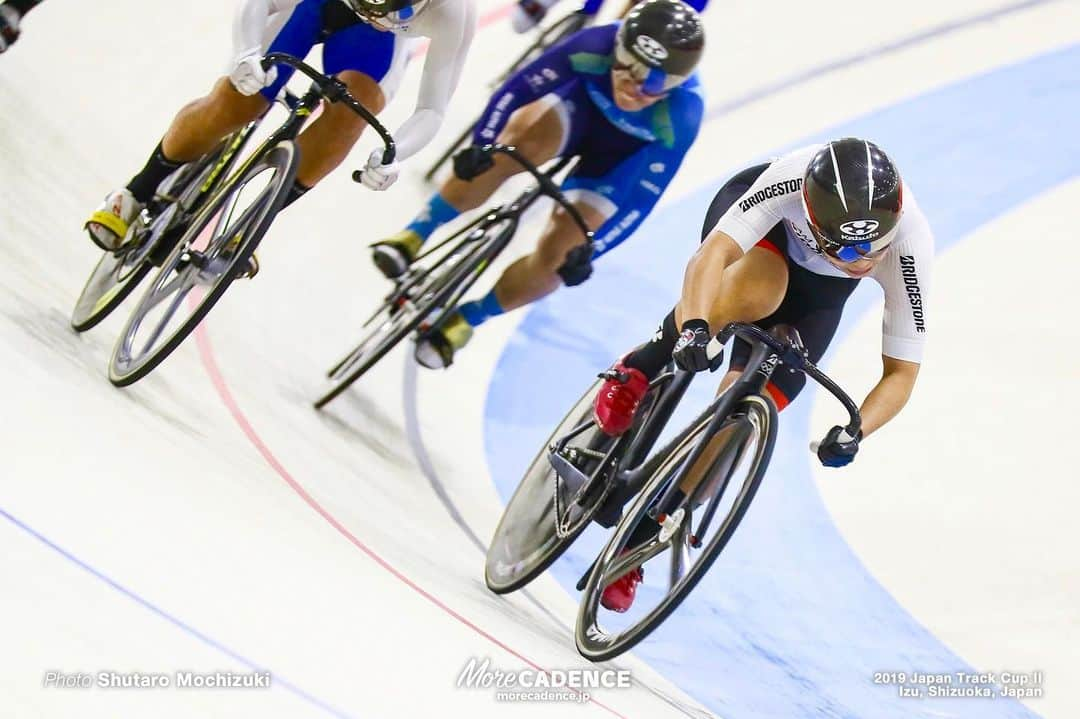 太田りゆさんのインスタグラム写真 - (太田りゆInstagram)「japan track cup🏆  KEIRINは決勝は全員が世界のトップのメンバーの中で走ったけど、私もちゃんとあそこで勝てるようにならないといけない  スプリントも良くなってるから絶対に諦めない  1年前の自分と比べたら絶対に強くなってるから、今は悩んだりしてる暇はなくて、次に次に進まなきゃ！  28日出発で中国でレースしてきます！  全部自分次第。  #自転車競技 #日本代表 #teambridgestonecycling  #chaseyourdream  #keirin #sprint」8月26日 15時44分 - riyuponpon