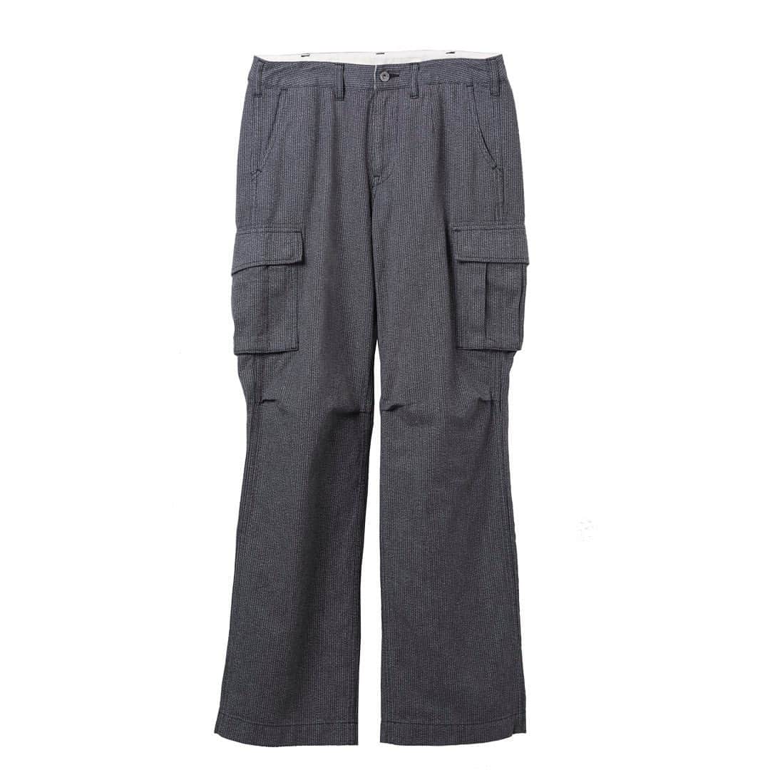 momotarojeansのインスタグラム：「01-068  Twill wide cargo pants  #kojima #kurashiki #okayama #jeans #denim #denimday #denimporn #denimhead #selvedge #selvage #selvedgedenim #selvedgeforum #denimevolution #selvedgemurah #unionspecial #goingtobattle #madeinjapan #japanesedenim #fading #naturalfading #madebyhand #madeinjapan #jeanslife #vintagejeans #fade #selvedge #mensweardaily」