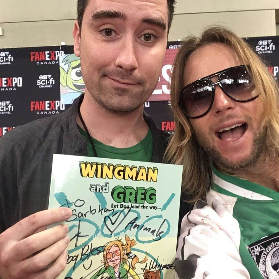 グレッグ・サイプスさんのインスタグラム写真 - (グレッグ・サイプスInstagram)「Thanks yous Canada 🇨🇦 @officialfxc! @wingmancipes and I had an unforgettable good time this weekend in @tarastrong’s Hm town wit you all! #fanexpocanada 💜💚 #teentitansgo #teentitans #bbrae @cartoonnetworkofficial @warnerbrostv」8月26日 16時58分 - gregcipes