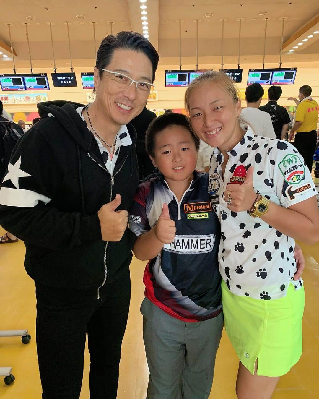 黒田アーサーさんのインスタグラム写真 - (黒田アーサーInstagram)「2019福島オープン1日目。 Part 2！ #bowling#ボウリング #福島オープン #黒田アーサー#鈴木理沙プロ #酒井美佳プロ #ロバートリープロ #小林哲也プロ #板倉奈智美プロ #小林由紀プロ#水野成祐プロ #菊地正義プロ #平井翔プロ #渡辺けあきプロ #배우 #쿠로다아사#일본배우#볼링」8月26日 16時58分 - kuroda_arthur