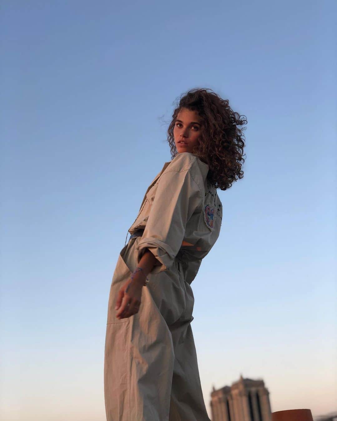ポーリーヌ・オアロのインスタグラム：「Wrap @isavedthefish #personalproject #soontocome #friendsoffish #madagascar ❤️」