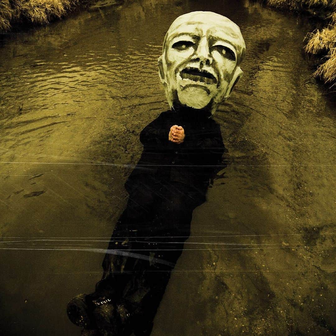 Slipknotさんのインスタグラム写真 - (SlipknotInstagram)「#AllHopeIsGone was released worldwide on August 26, 2008. Swipe up in our story to hear the Deluxe Edition now.」8月27日 4時54分 - slipknot