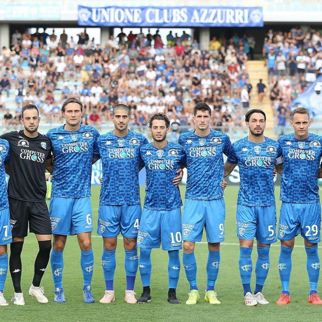 ヤコポ・デジさんのインスタグラム写真 - (ヤコポ・デジInstagram)「Avanti tutta 💪🏻💪🏻🔵⚪️ #EMPJVS #empoli #10」8月26日 20時18分 - jacopodezi6