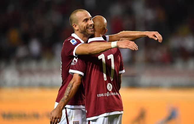 ロレンツォ・デ・シルヴェストリさんのインスタグラム写真 - (ロレンツォ・デ・シルヴェストリInstagram)「Buona la prima di @seriea !  UNITI. SI PUÒ. 💪🏻⚽️💙 #TorinoSassuolo #passione」8月26日 20時15分 - lollodesi