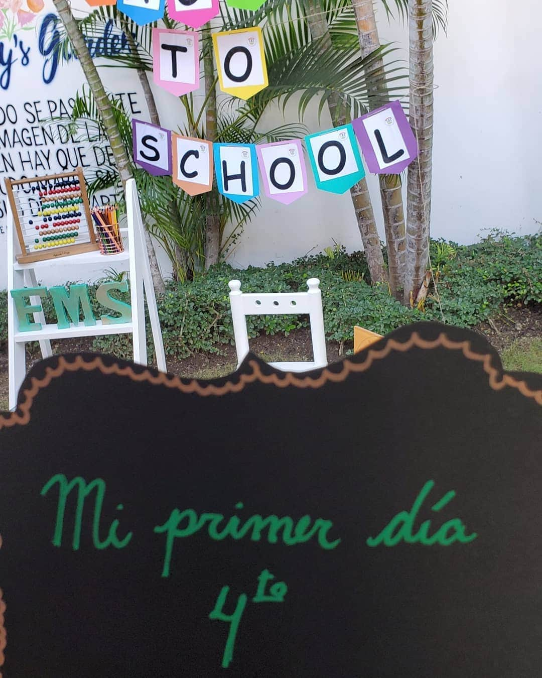 ベタニア・デラクルスさんのインスタグラム写真 - (ベタニア・デラクルスInstagram)「Back to school😊 4to 😯  Bendiciones mi niño @ferisaias11 🙏😘😘」8月26日 21時28分 - thebigbeth