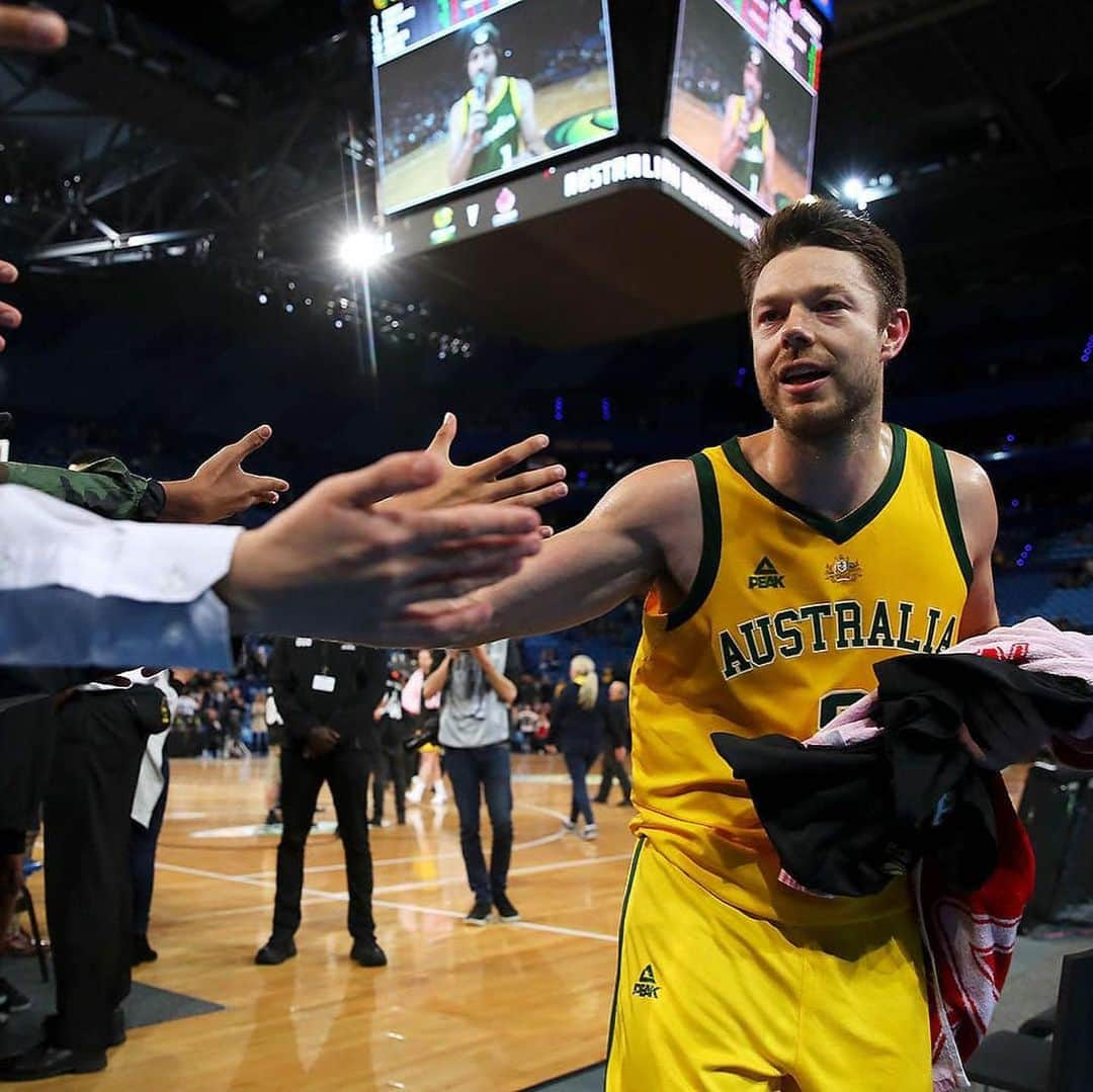 キャブスさんのインスタグラム写真 - (キャブスInstagram)「@matthewdelly is #FIBAWC ready with @basketballaus! 🇦🇺」8月26日 22時19分 - cavs