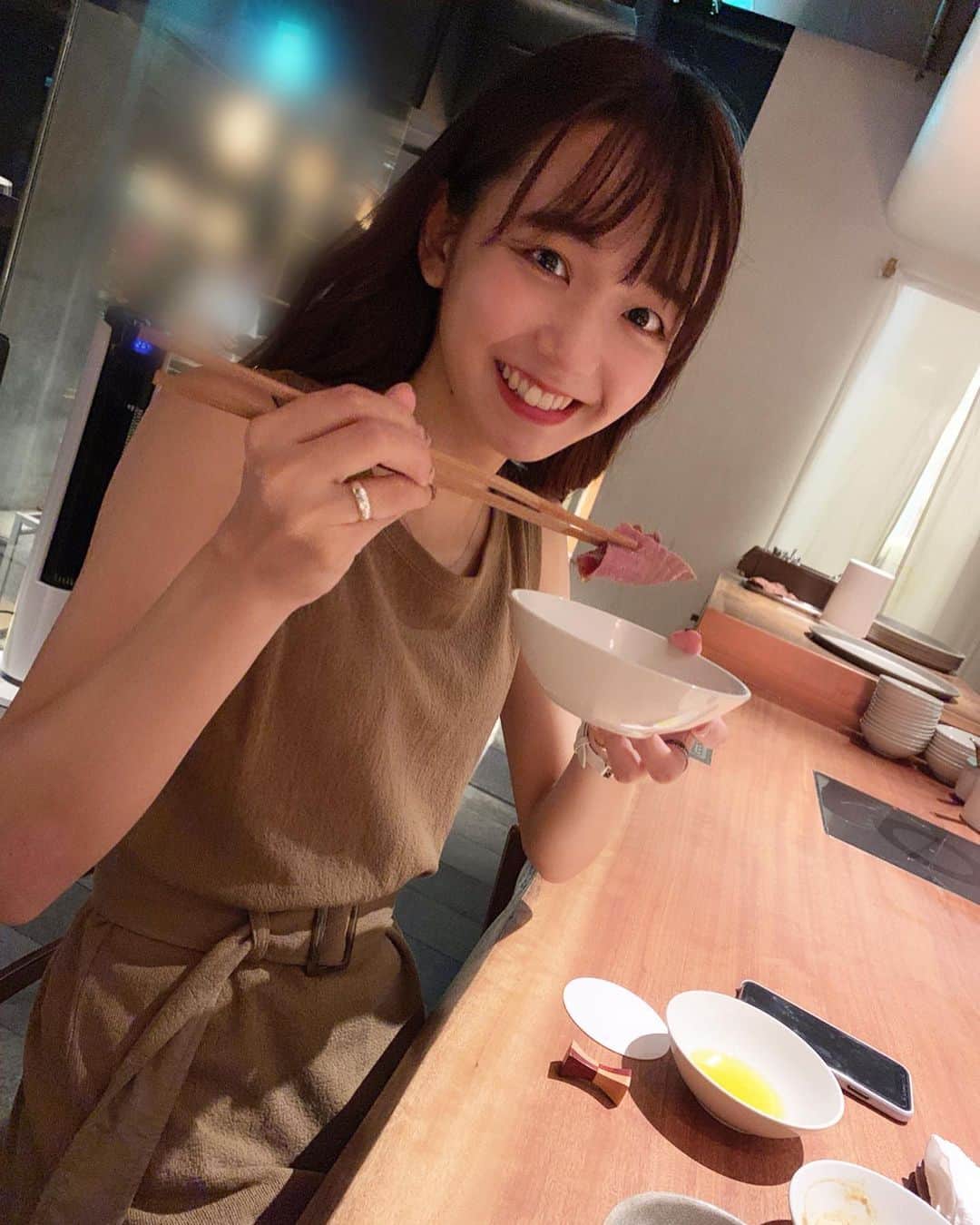 清水佐紀さんのインスタグラム写真 - (清水佐紀Instagram)「#まめな後輩 . ごはん行こうねって言い続けてきて やっっと実現できたね!!! . お肉を食べた瞬間のいい表情が撮れました🤳 #宮崎由加 ちゃん 次回のお誘いも待ってる。💓」8月26日 22時12分 - saki___shimizu