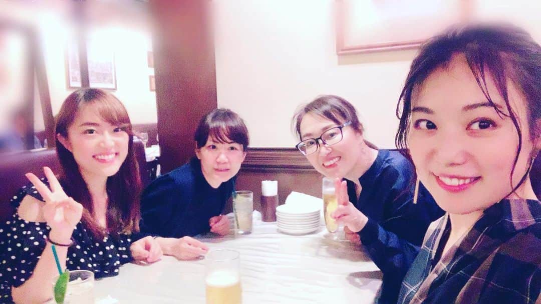 のインスタグラム：「愛純カラオケ部 「夏の終わりのハーモニーをみんなで歌おうの会」 ありがとうございました〜🎤楽しかった〜💓 . . 次回の打ち合わせ兼ねての打ち上げだよ✨✨✨ . 来て下さった皆様、本当にありがとうございました☺️ また来てね💓 #愛純カラオケ部」