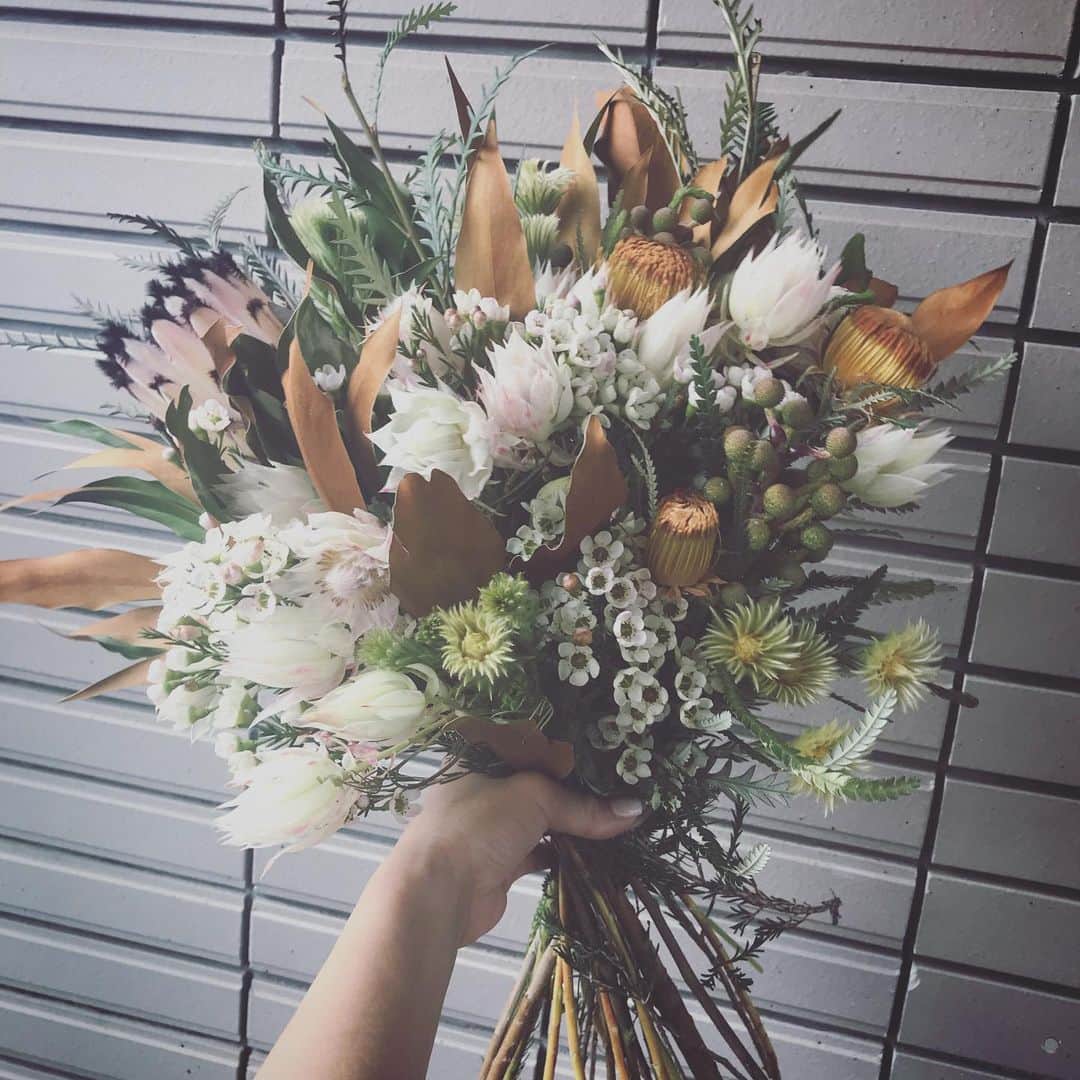畑野ひろ子のインスタグラム：「@willgarden_official  デリバリーフラワーブーケ。  #flower #flowers #bouquet #willgarden」