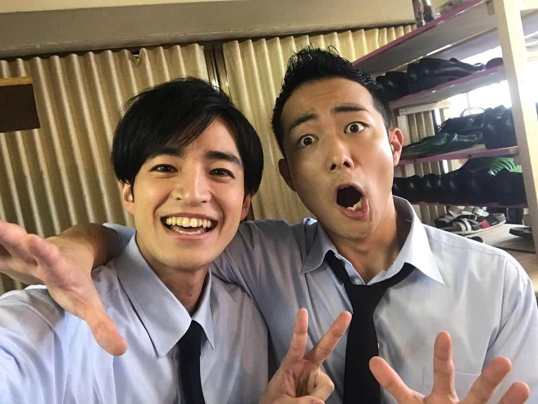 狩野健斗さんのインスタグラム写真 - (狩野健斗Instagram)「#転校生2019 男子校版全日程終了致しました。 お越し下さった皆様、支えて下さったスタッフの皆様本当にありがとうございました。 一生忘れられない夏になりました。 最高のクラスメイトです。」8月26日 23時34分 - kento_kanou