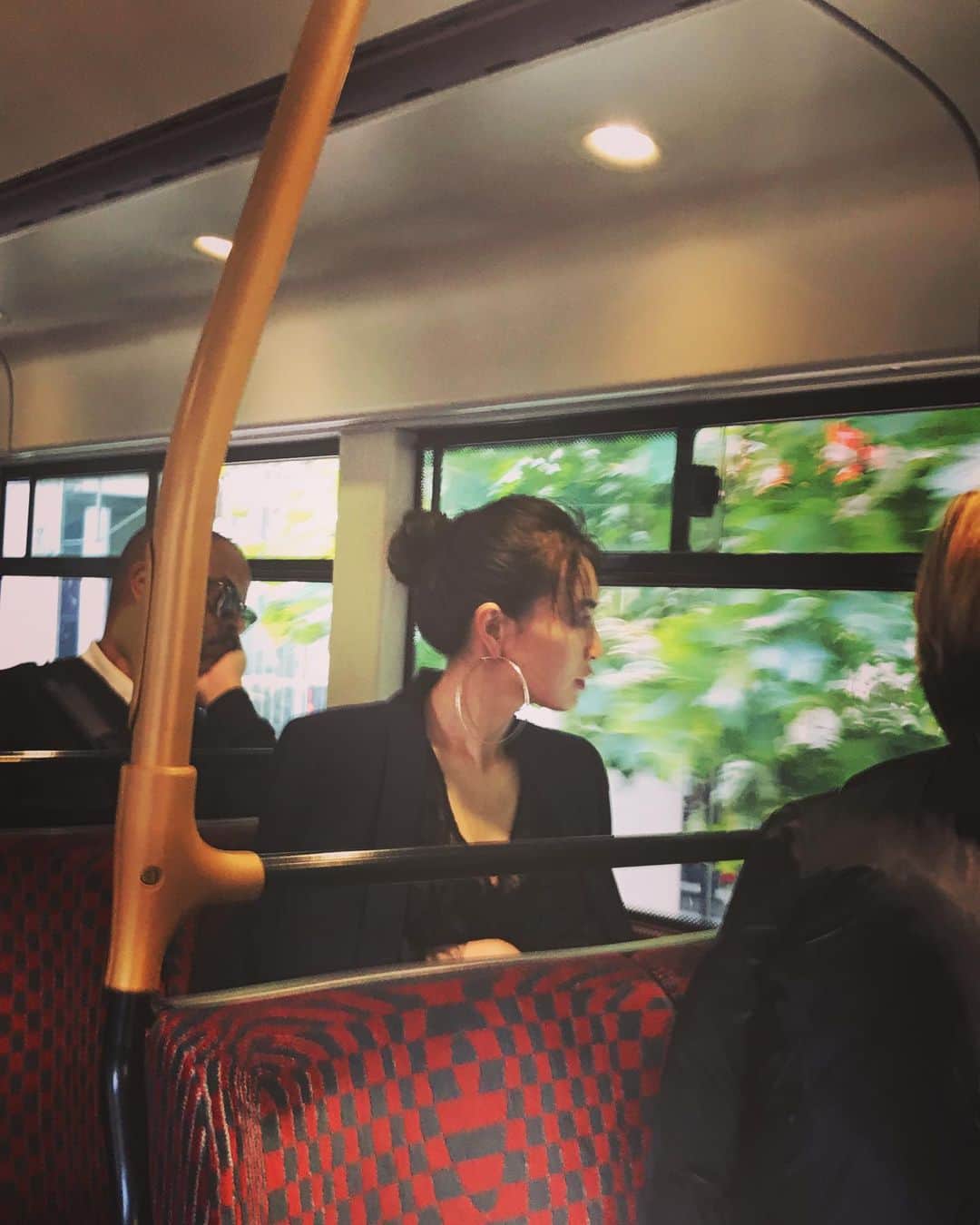 長谷川京子さんのインスタグラム写真 - (長谷川京子Instagram)「🚌 #london#bus」8月26日 23時45分 - kyoko.hasegawa.722