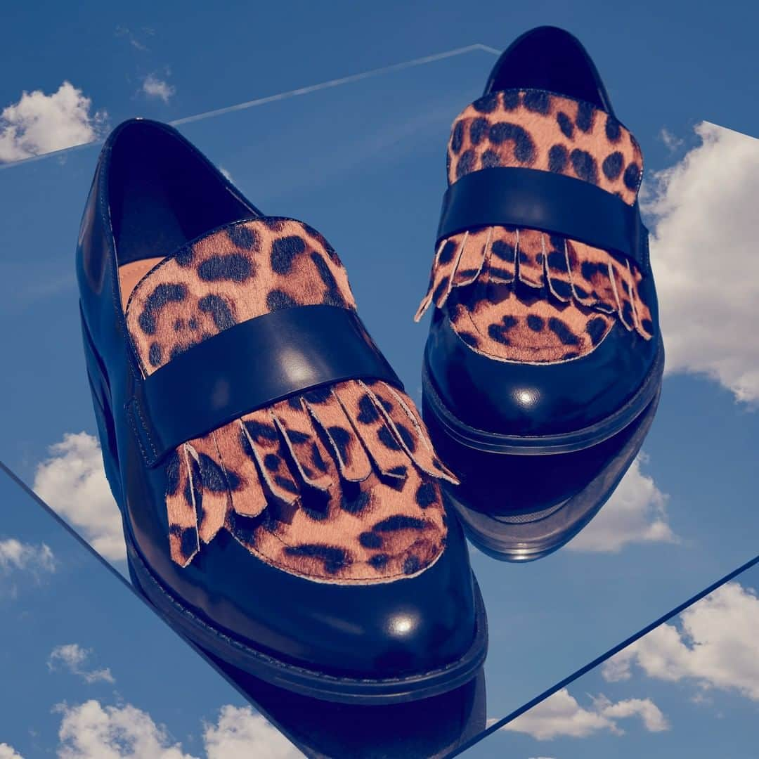 ナインウエストさんのインスタグラム写真 - (ナインウエストInstagram)「For our loafer lovers. Our take on cheetah print.」8月27日 5時28分 - ninewest