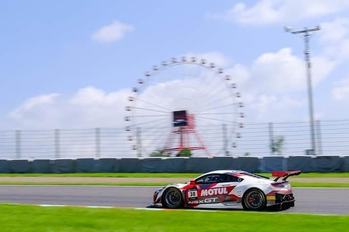 武藤英紀さんのインスタグラム写真 - (武藤英紀Instagram)「#10hsuzuka #honda #nsx  #nsxgt3 #evo  #2019夏」8月26日 23時58分 - hide_muto106