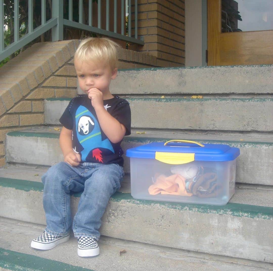 マーク・ホッパスさんのインスタグラム写真 - (マーク・ホッパスInstagram)「First day as a senior vs first day of preschool.」8月27日 0時41分 - markhoppus