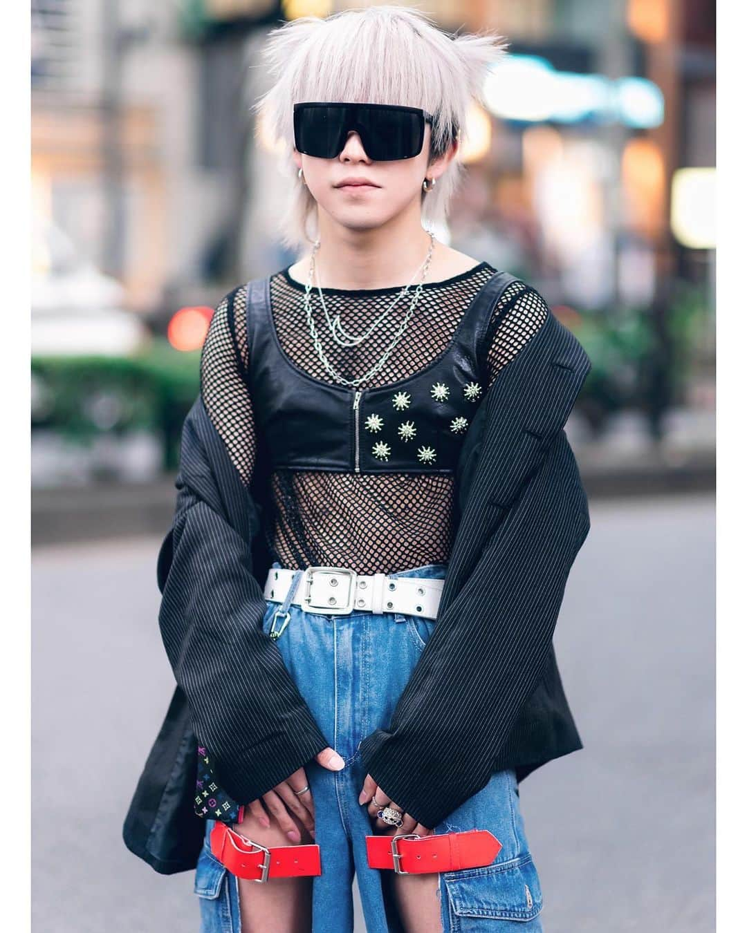 Harajuku Japanさんのインスタグラム写真 - (Harajuku JapanInstagram)「19-year-old Japanese fashion student Zaki (@17_pwo) on the street in Harajuku. He’s wearing handmade cutout jeans with rainbow belts, a studded leather crop top over a fishnet top, Kawi Jamele accessories, and Bershka boots.」8月27日 0時59分 - tokyofashion