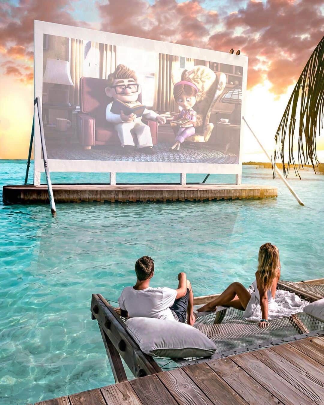bestvacationsのインスタグラム：「Tag who you’d watch with! Magical movie setting in the Maldives! By @alifeiimagined #BestVacations」