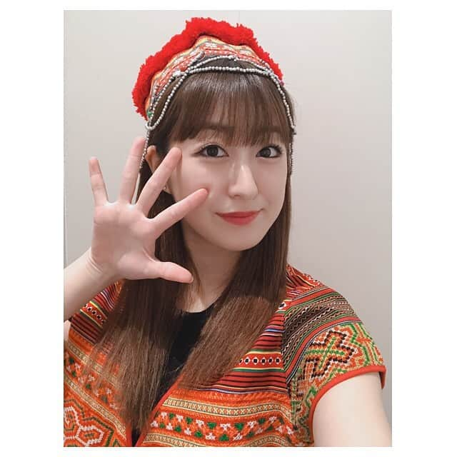 伊豆田莉奈さんのインスタグラム写真 - (伊豆田莉奈Instagram)「ขอบคุณ ทุกคน ที่ มา ดู Digital Studio และ BNKLive นะคะ(^^)/ วันนี้ รินะ มี ความสุข มากๆ นะคะ🥰 แล้ว เจอ กัน พรุ่งนี้ ที่ BNK48 Theatre นะคะ♪♪ ขอให้ พรุ่งนี้ ที่ วันดีๆ นะคะ😌❤️ Digital StudioとLive配信見に来てくれた皆さんありがとうございました(^^)/ 今日は幸せだー🥰 そして明日はBNK48劇場で会おうね♪♪ 明日も良い日になりますように😌❤️ #bnk48digitalstudio #izurinabnk48 #izutarinabnk48 #rinaizutabnk48 #izurinacgm48 #izurina #izutarina #bnk48 #cgm48 #いずりな #伊豆田莉奈」8月27日 2時02分 - rina.cgm48official