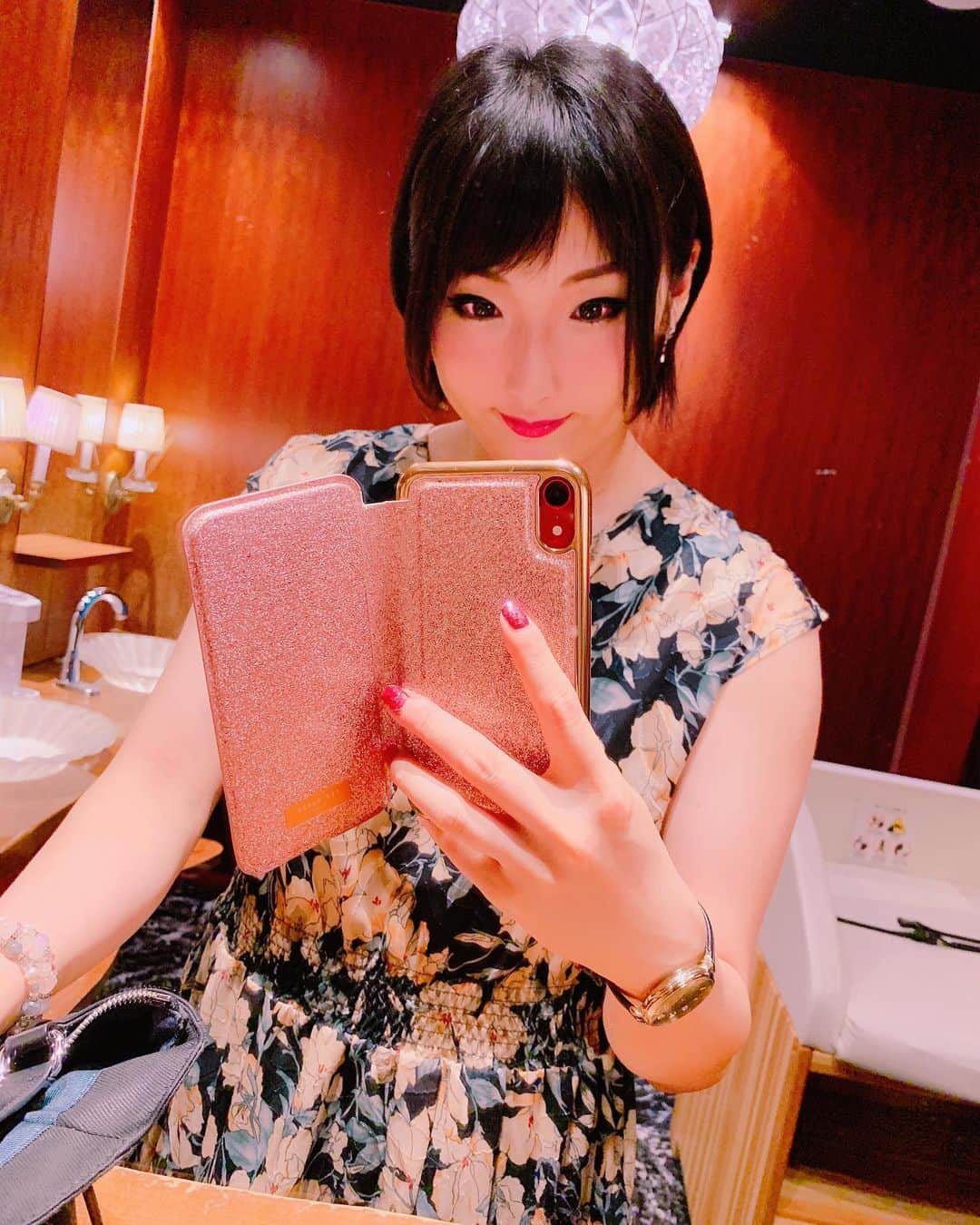 のインスタグラム：「めざせ月収100👍🏻👍🏻👍🏻(イメージすることが大事)」