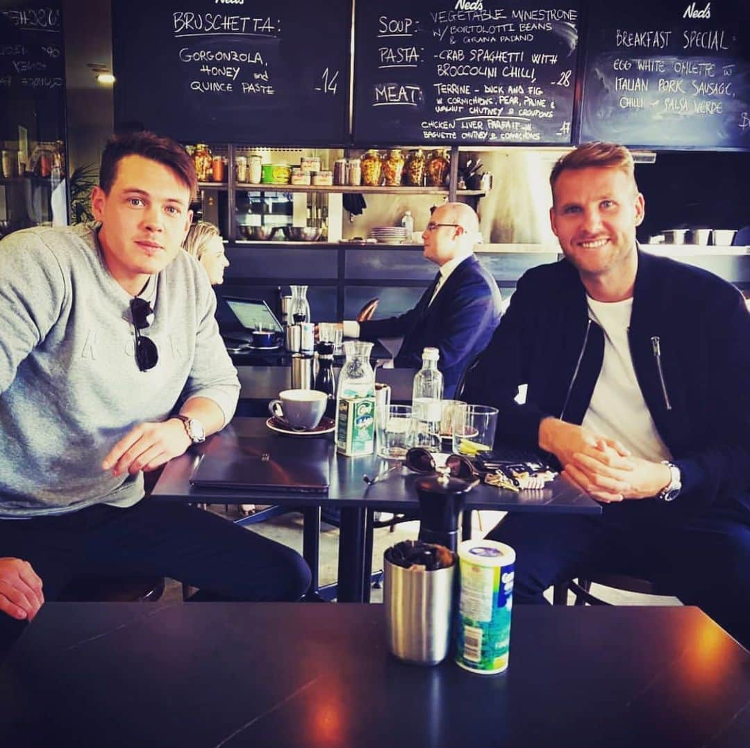 オラ・トイヴォネンのインスタグラム：「Nice to have @norrcompany on a visit here in Melbourne」
