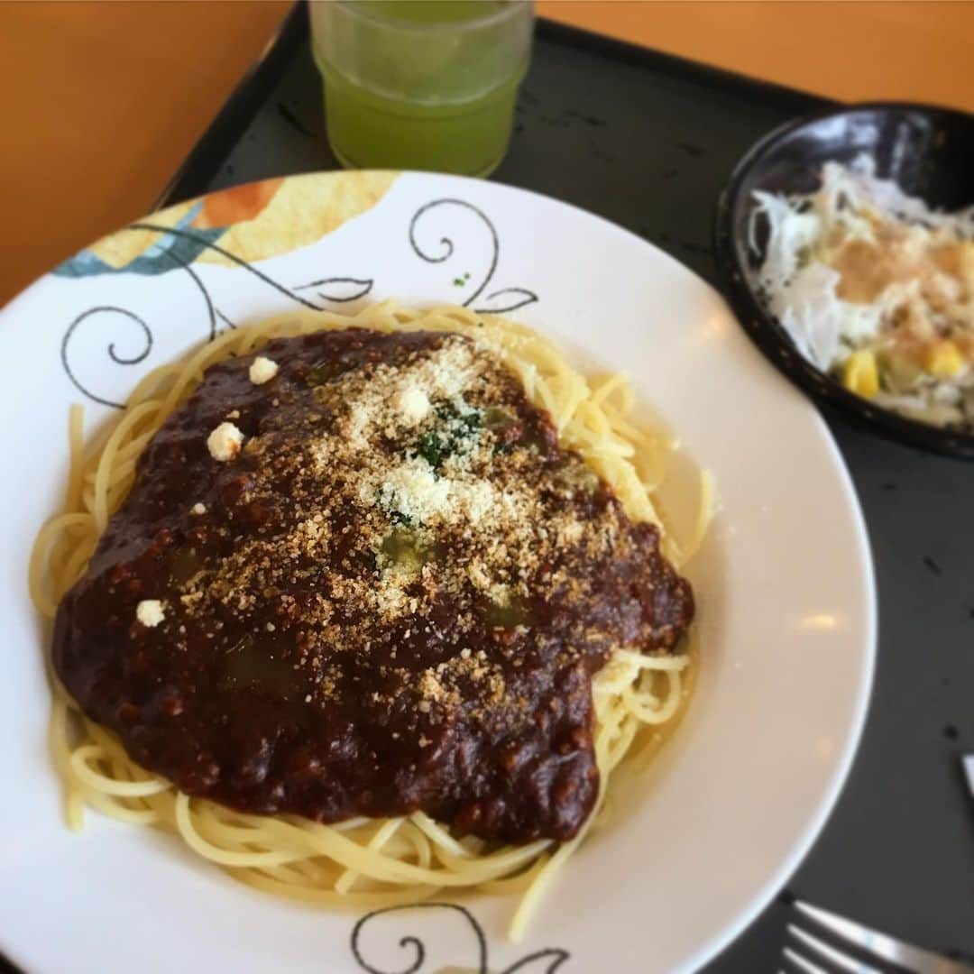 木村ひさしさんのインスタグラム写真 - (木村ひさしInstagram)「最高のおっさんの昼ごはん 東宝スタジオ ボロネーゼ？ #2019チャレンジ第一弾  #屍人荘の殺人 #最高のおっさんのスタジオ飯」8月27日 13時35分 - kimura.hisashi