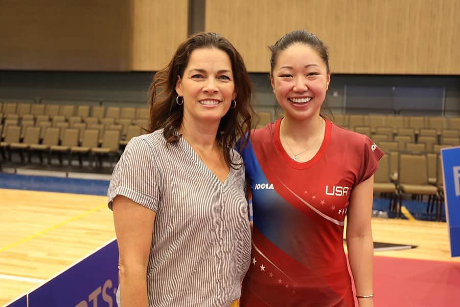 リリー・チャンさんのインスタグラム写真 - (リリー・チャンInstagram)「When @nancyakerrigan comes to watch us play some pong... 🤩 It was an honor to be a part of the inaugural @auroragamesfest and compete with these amazing women! It’s so important to highlight and empower women in sports - thanks to the Games for sending out such an inspiring message! #auroragames #womeninsports #tabletennis #figureskating #womeninspiringwomen #teamJOOLA」8月27日 5時46分 - lilyyz