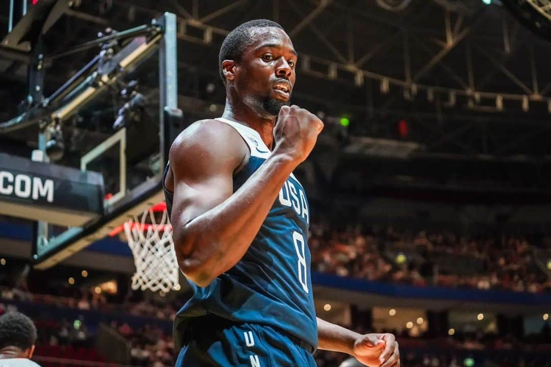 ハリソン・バーンズさんのインスタグラム写真 - (ハリソン・バーンズInstagram)「☄️💪🏾🇺🇸」8月27日 7時17分 - hbarnes