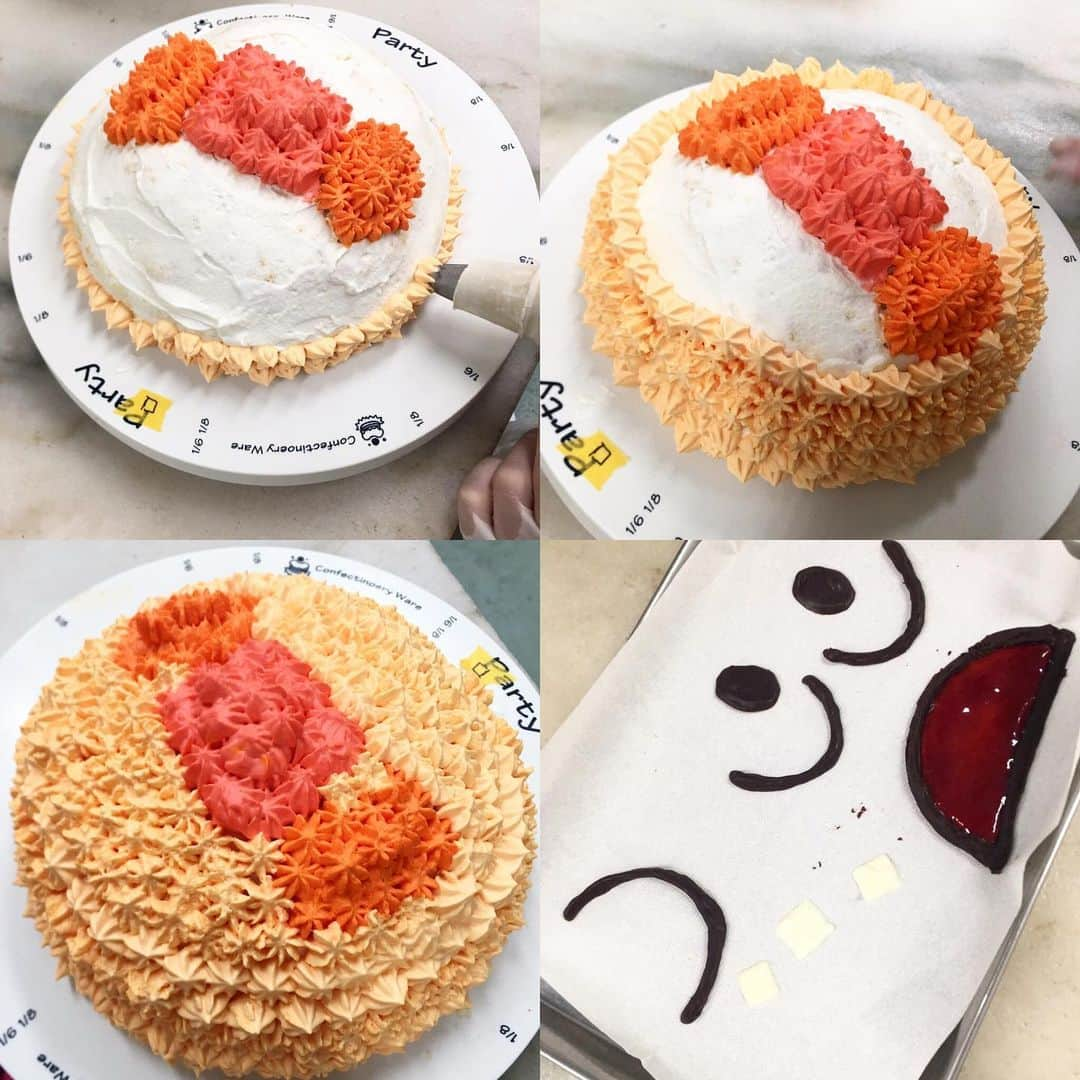 畑喜子さんのインスタグラム写真 - (畑喜子Instagram)「オーダーのケーキです！！ 上手に出来ました！！ 4980円(税抜き) お客さんの要望にお答えします♪♪ #カフェマリーイヴォンヌ  #マリーイヴォンヌ #五井 #千葉 #内房線 #バイト先」8月27日 14時41分 - carnelian_hata