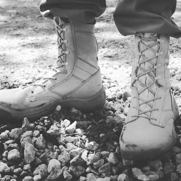 ロスコさんのインスタグラム写真 - (ロスコInstagram)「Our V-Max Boots are available in Tan, Coyote, Black and coming soon a new waterproof version. #5364 #militaryboots」8月27日 10時13分 - rothco_brand