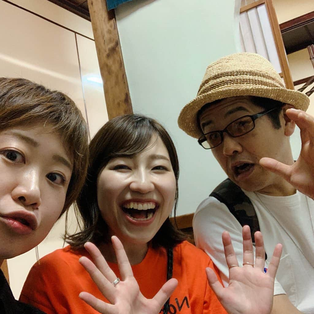 関取花さんのインスタグラム写真 - (関取花Instagram)「この前ライターの高岡洋詞さんと俳人の佐藤文香さんと念願のご飯へ🍺素晴らしい物書きのお二人は言わずもがなお話もめちゃめちゃ面白い！また一緒にお仕事もできますように☺️ちなみにこの日は開店一番に入り、結局閉店ラストまでいました笑」8月27日 11時12分 - dosukoi87