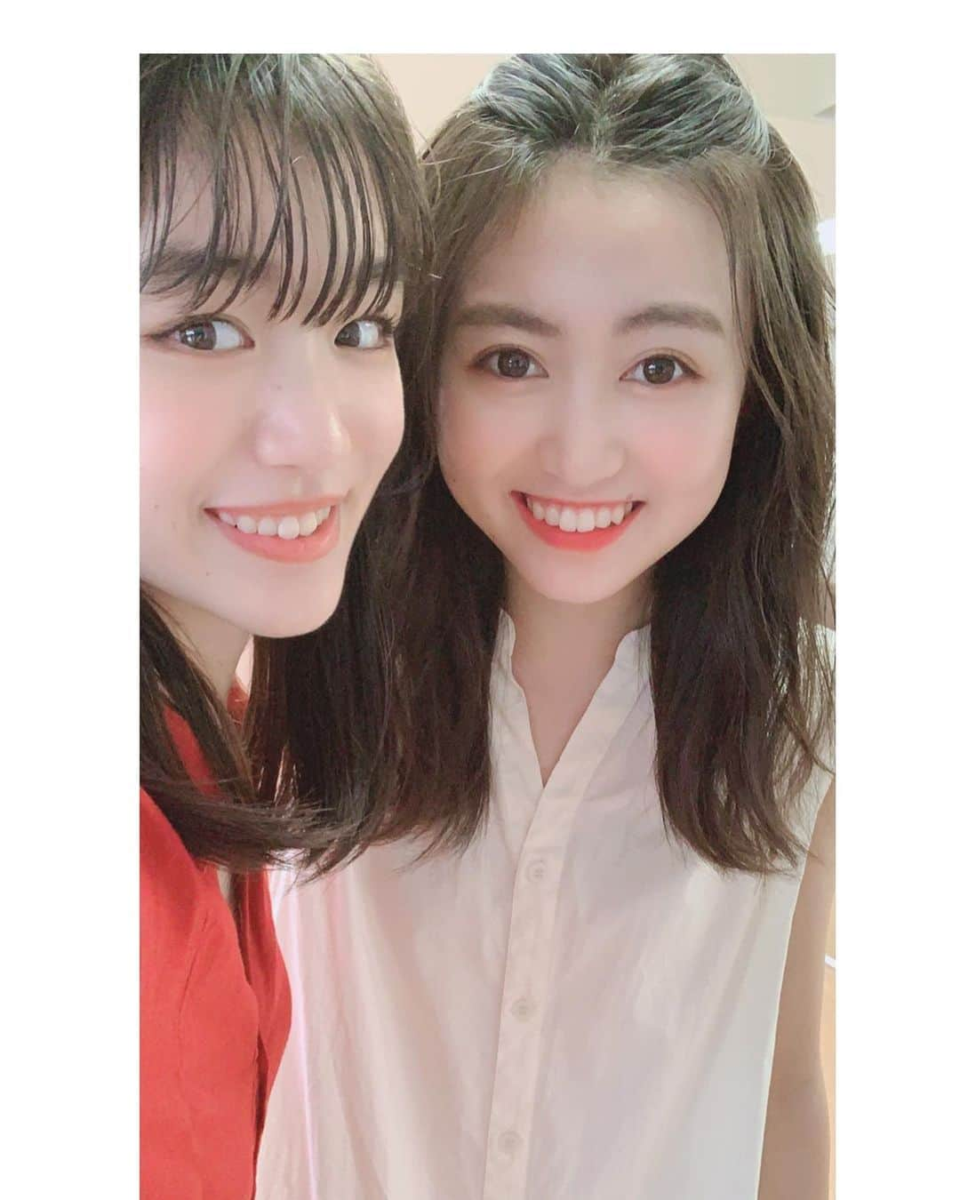 国府田聖那のインスタグラム：「あかりちゃんとパシャリ📷✨﻿ ﻿ ☆°｡⋆⸜(* ॑꒳ ॑* )⸝﻿ ﻿ 二人並ぶと紅白だ〜😆😂﻿ ﻿ •*¨*•.¸¸☆*･ﾟ﻿ ﻿ ﻿ #川崎愛香里﻿ #国府田聖那」