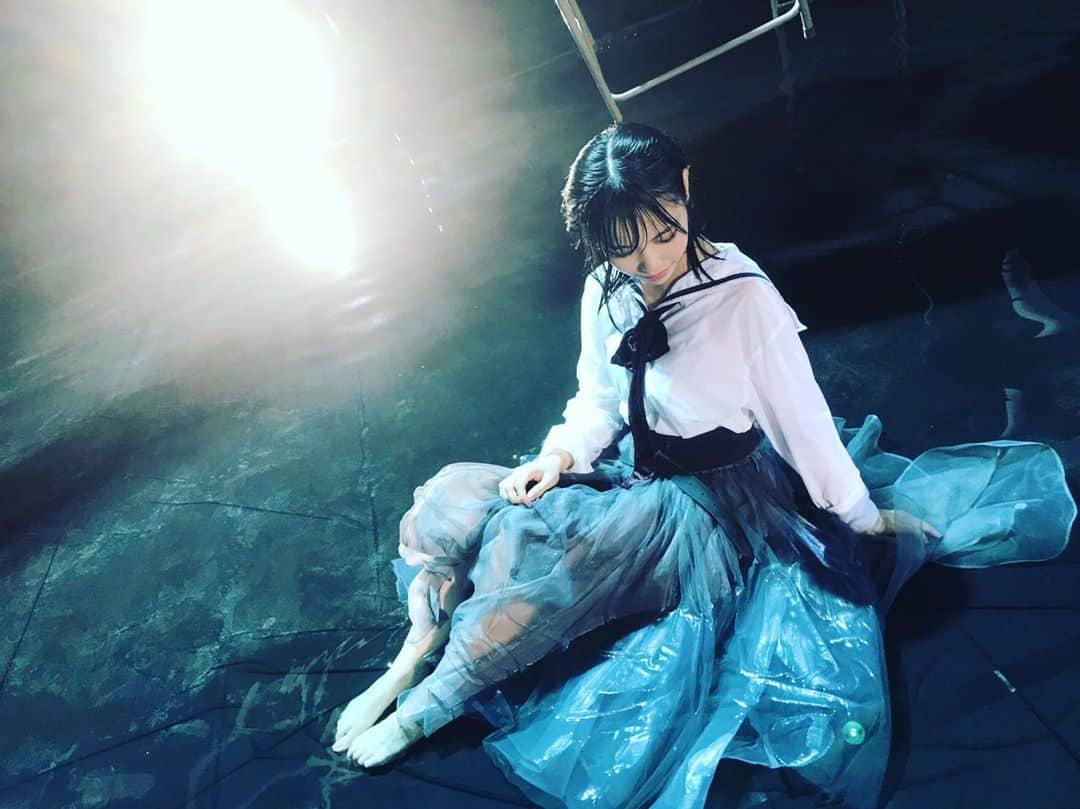 STU48さんのインスタグラム写真 - (STU48Instagram)「🌙 AKB48 56th Single「サステナブル」Type Cのカップリング曲の、 「モニカ、夜明けだ」 MV撮影のオフショット📸 🌙 #AKB48 #サステナブル #9月18日 #発売 #モニカ夜明けだ #48グループNEXT12 #STU48 #岩田陽菜 #HinaIwata #ひなちゃん」8月27日 22時30分 - stu48.official