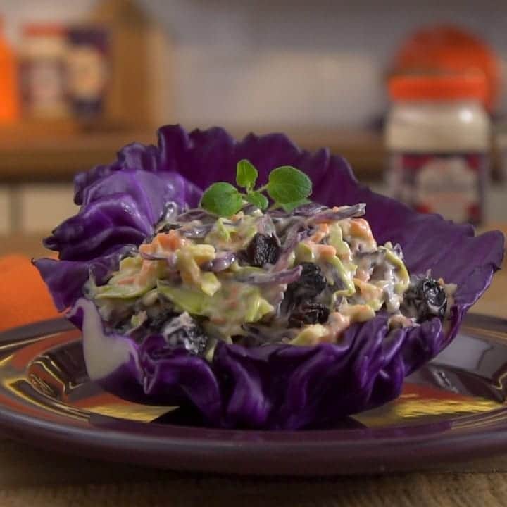 Eliana Michaelichin Bezerraのインスタグラム：「Gente, essa foi a minha receita de Salada Colorida BEEEEM CREMOSA com a @MaioneseGourmet, e você @catiafonseca, qual vai ser a sua receita? Publique usando a #GourmetTodoDia!」