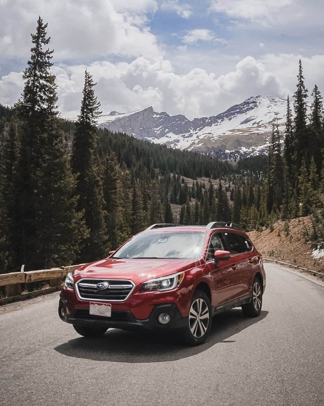 Subaru of Americaさんのインスタグラム写真 - (Subaru of AmericaInstagram)「Road trip, anyone? (📸: @wilderness_eyes)」8月27日 23時47分 - subaru_usa