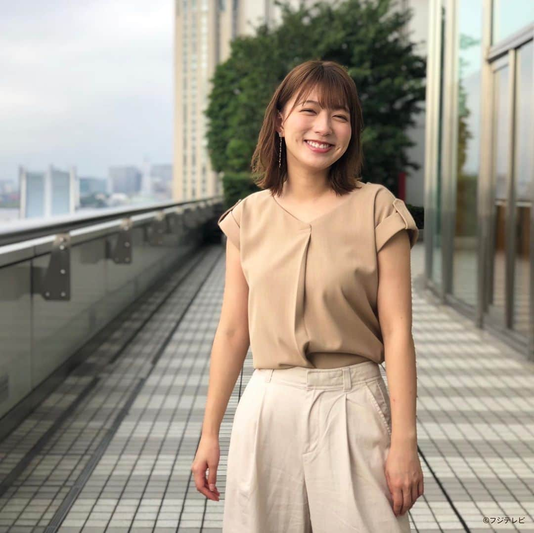 フジテレビ「めざましテレビ」さんのインスタグラム写真 - (フジテレビ「めざましテレビ」Instagram)「8月27日（火）きょう何着て行く？ ・ ファッション雑誌CanCamとコラボした お天気コーナー「きょう何着て行く？」 阿部華也子ちゃんの毎日のコーデを紹介♪ ・ 【きょうのコーデ】 ブラウス（パンツ付き）→#スウィングル 1万4000円 パンツ→#Gap 7398円 靴→#RANDA 6400円 ピアス→#ステラハリウッド 8000円 ・ 【コーデのポイント】 今シーズン注目のベージュを使ったワントーンコーデ👚 フロントにタックが入ったブラウスは張りのある生地で きちんと感が手に入ります💃🏻✨ さらに淡い色合いのベージュボトムを合わせて 女性らしさもプラスしていきましょう🎵 ・ #めざましテレビ #きょう何着て行く？ #阿部華也子 #今日のコーデ#コーデ #CanCam #今日のファッション#ootd #きょう何着て行く？は月〜金朝6時22分ごろ放送！」8月27日 14時54分 - mezamashi.tv