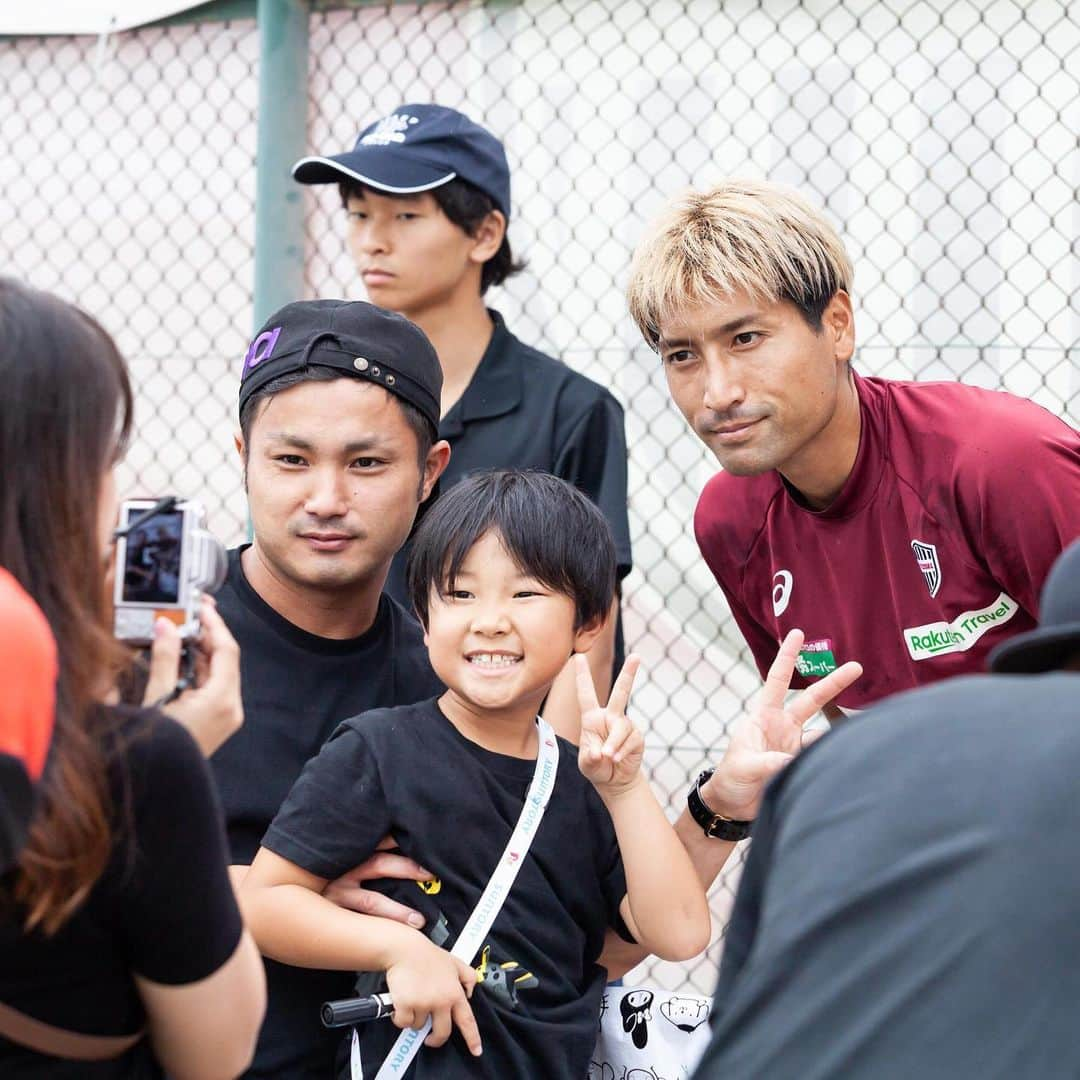 ヴィッセル神戸さんのインスタグラム写真 - (ヴィッセル神戸Instagram)「いつもサポートありがとうございます！🙏🏼 Thank you for your continued support! 🙏🏼 . #vissel #visselkobe #ヴィッセル神戸 #WeAreKobe #一致団結 #Kobe #神戸」8月27日 16時40分 - visselkobe