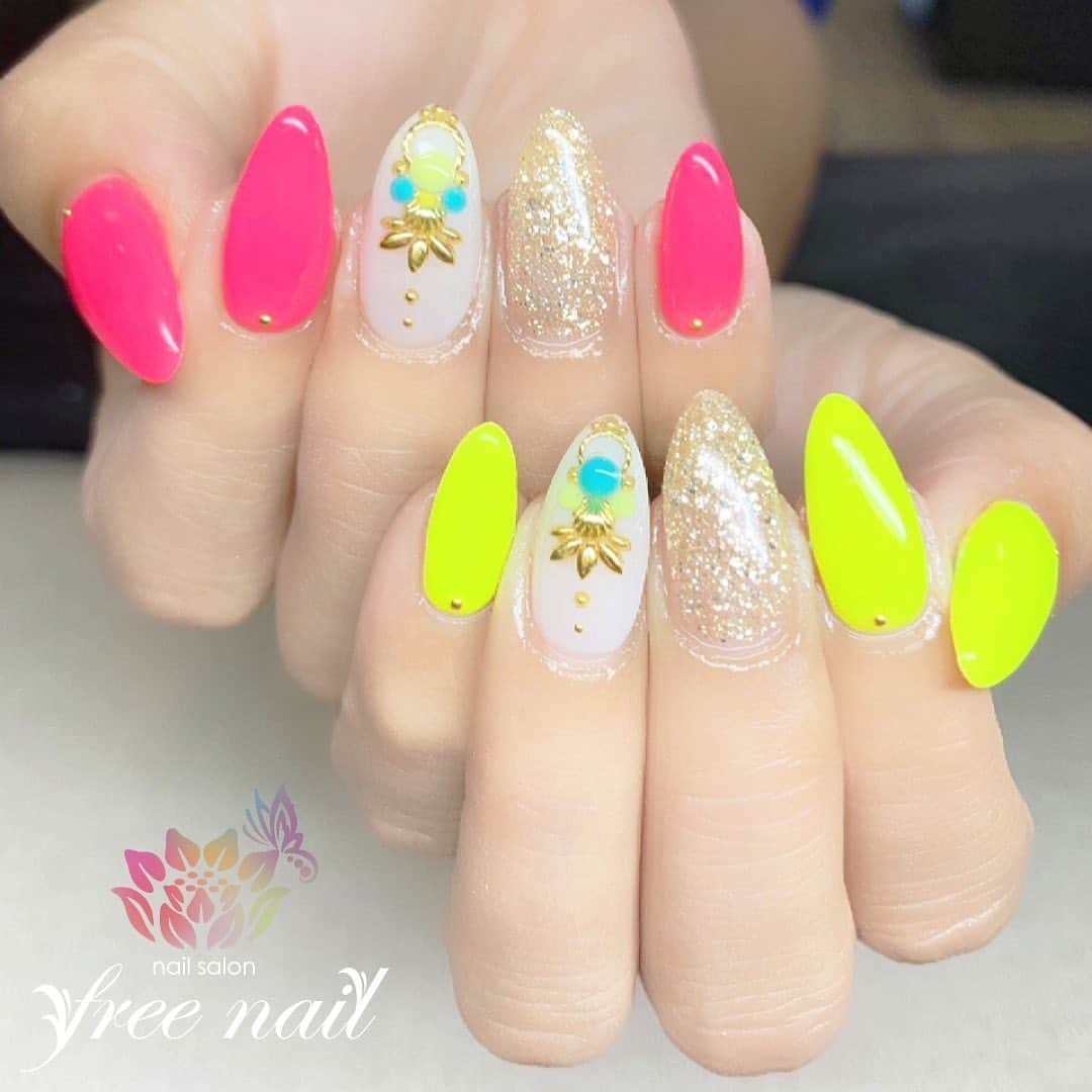 Free Nail フリーネイルさんのインスタグラム写真 Free Nail フリーネイルinstagram お客様ネイル ネオンカラーネイル 夏の派手ネイル ご来店ありがとうございました ネイル フリーネイル ネイル