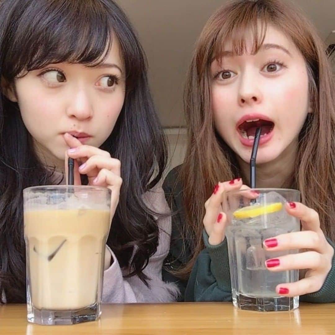 アミーゴベースボールクラブのインスタグラム：「.﻿ ━･･━･･━･･━･･━･･━･･━﻿ #Repost @nanami10910﻿ ━･･━･･━･･━･･━･･━･･━﻿ #美白 #カメラ女子 #笑顔  #スマイル ﻿ #美肌ケア #美意識 ﻿ #女子力 #女子力up ﻿ #オトナ女子 #旅行 ﻿ #カジュアル  #カジュアルコーデ ﻿ #大人可愛い #オシャレ﻿ #プチプラ #モデル﻿ #インスタグラマー #可愛い﻿ #美女 #お洒落さんと繋がりたい ﻿ #ヘアメイク #カフェ好き ﻿ #ツヤ肌 #アレンジヘア ﻿ #自分磨き #夏コーデ ﻿ #beauty #ナチュラルメイク」