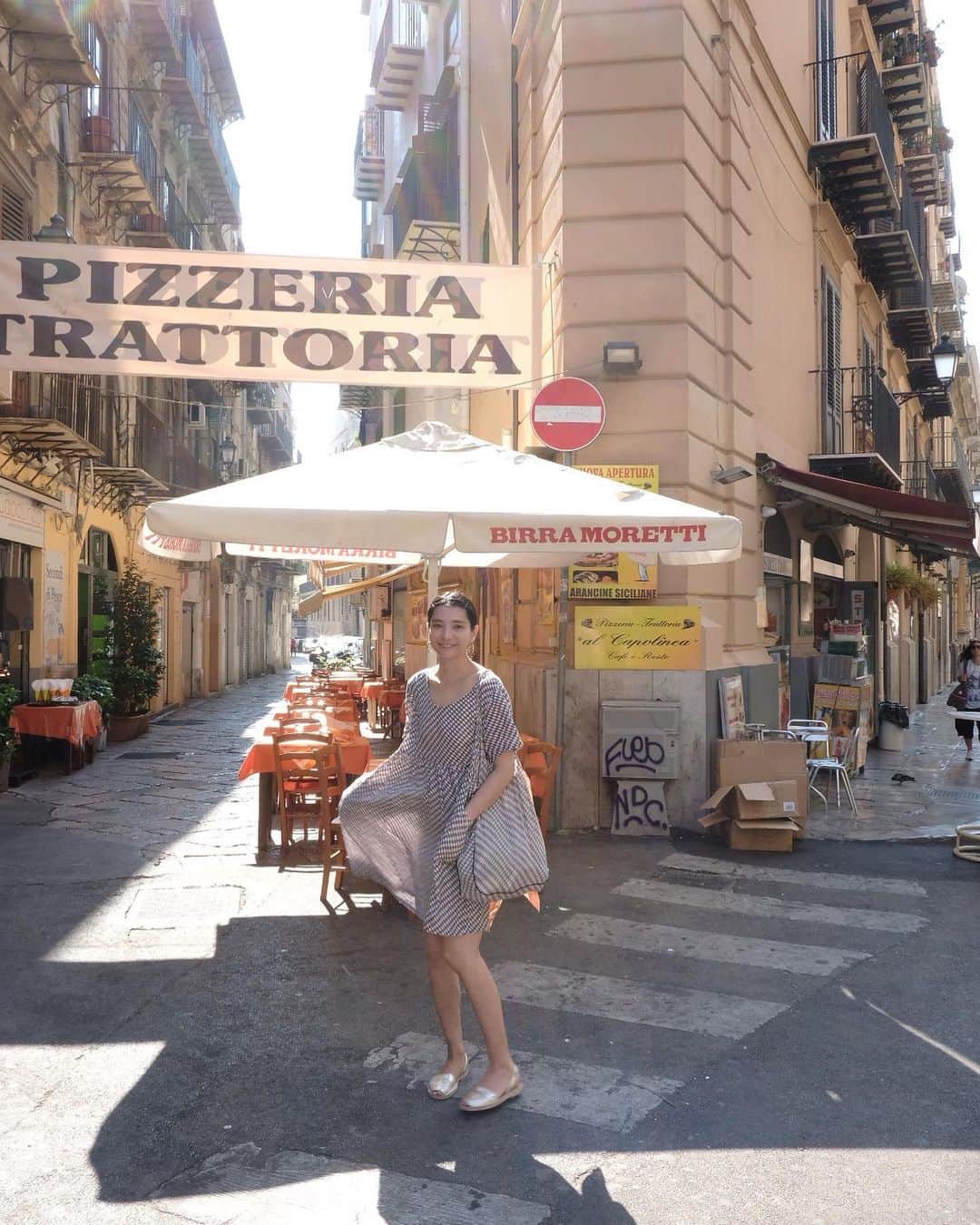 米田有希さんのインスタグラム写真 - (米田有希Instagram)「街並みが、バルセロナと似てるけど何か違う気がする🇮🇹✨ . #siciliy #sicilia」8月27日 17時29分 - akiyoneda