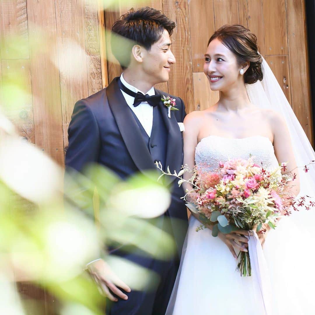 石川理咲子さんのインスタグラム写真 石川理咲子instagram Wedding Trunkhotelwedding Trunk花嫁 Risakowedding0727 Trunkhotel ウェディング 今日で結婚式からちょうど1ヶ月 あっという間だなぁ 当日はとっても楽しくて ただただ幸せな時間で 写真を